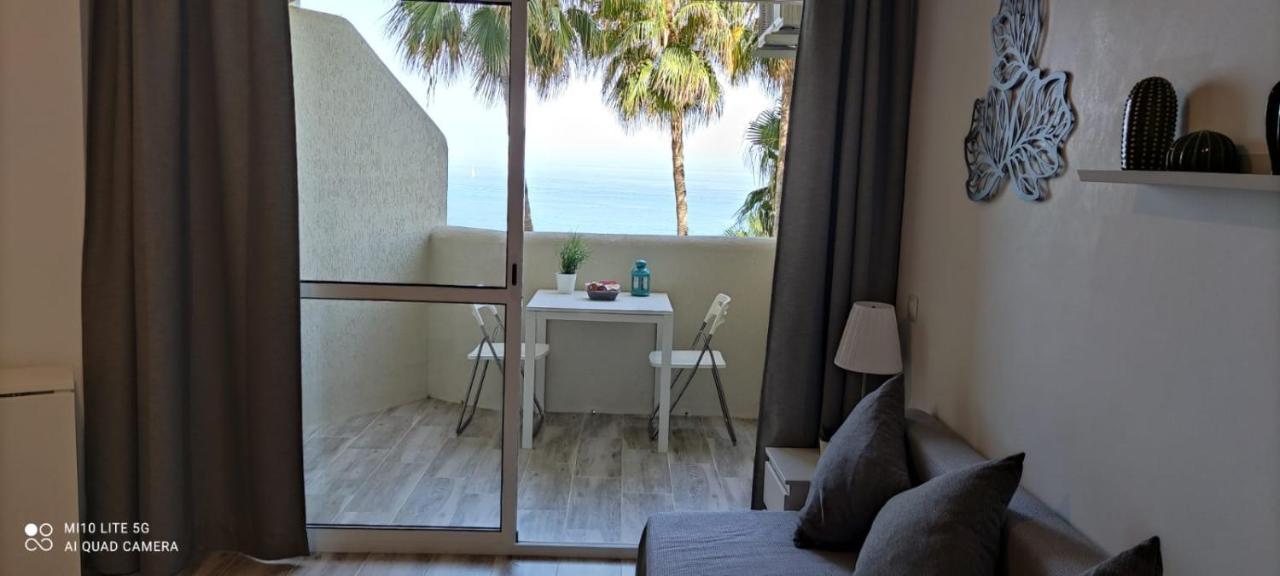 Estudio En Benalbeach, Vistas Mar, Primera Linea Playa Беналмадена Екстериор снимка